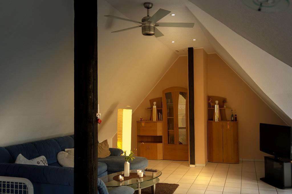 Ferienwohnung Weber-Rolinger Андернах Екстер'єр фото